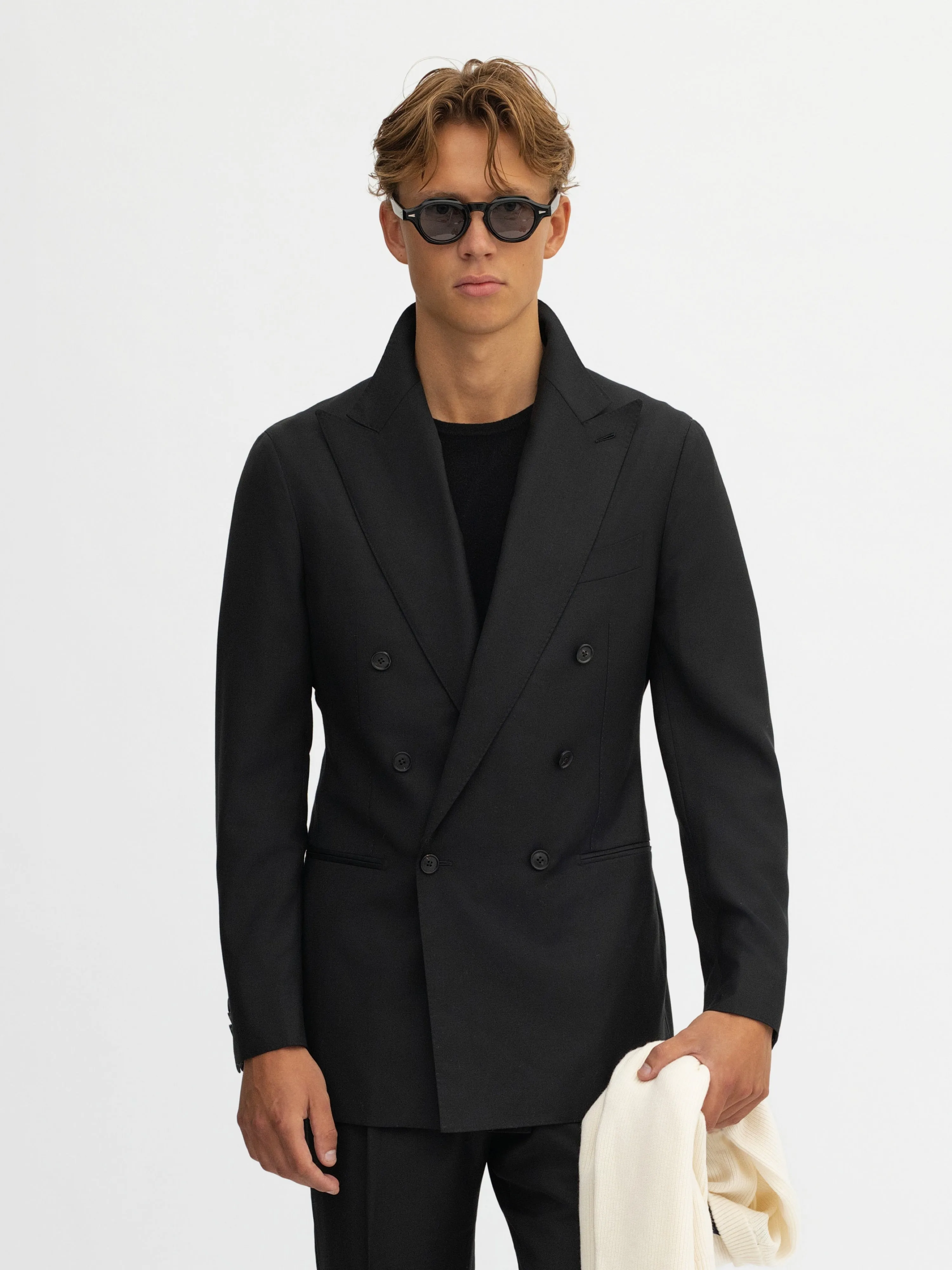 Black S130 Wool Suit