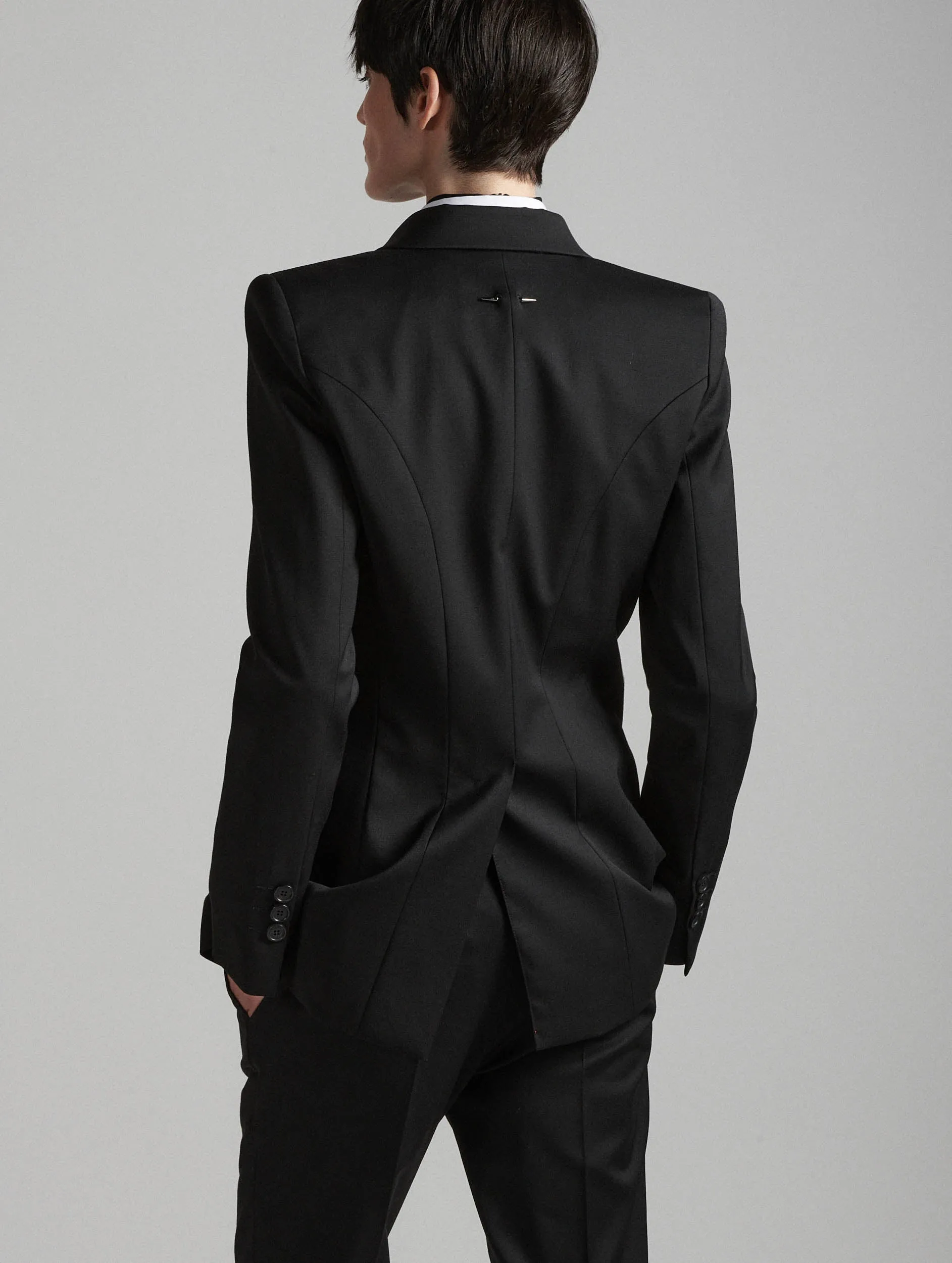 Fitted jacket in black stretch wool gabardine