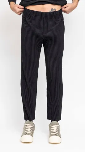 HOMME PLISSÉ ISSEY MIYAKE BLACK BASICS PANTS