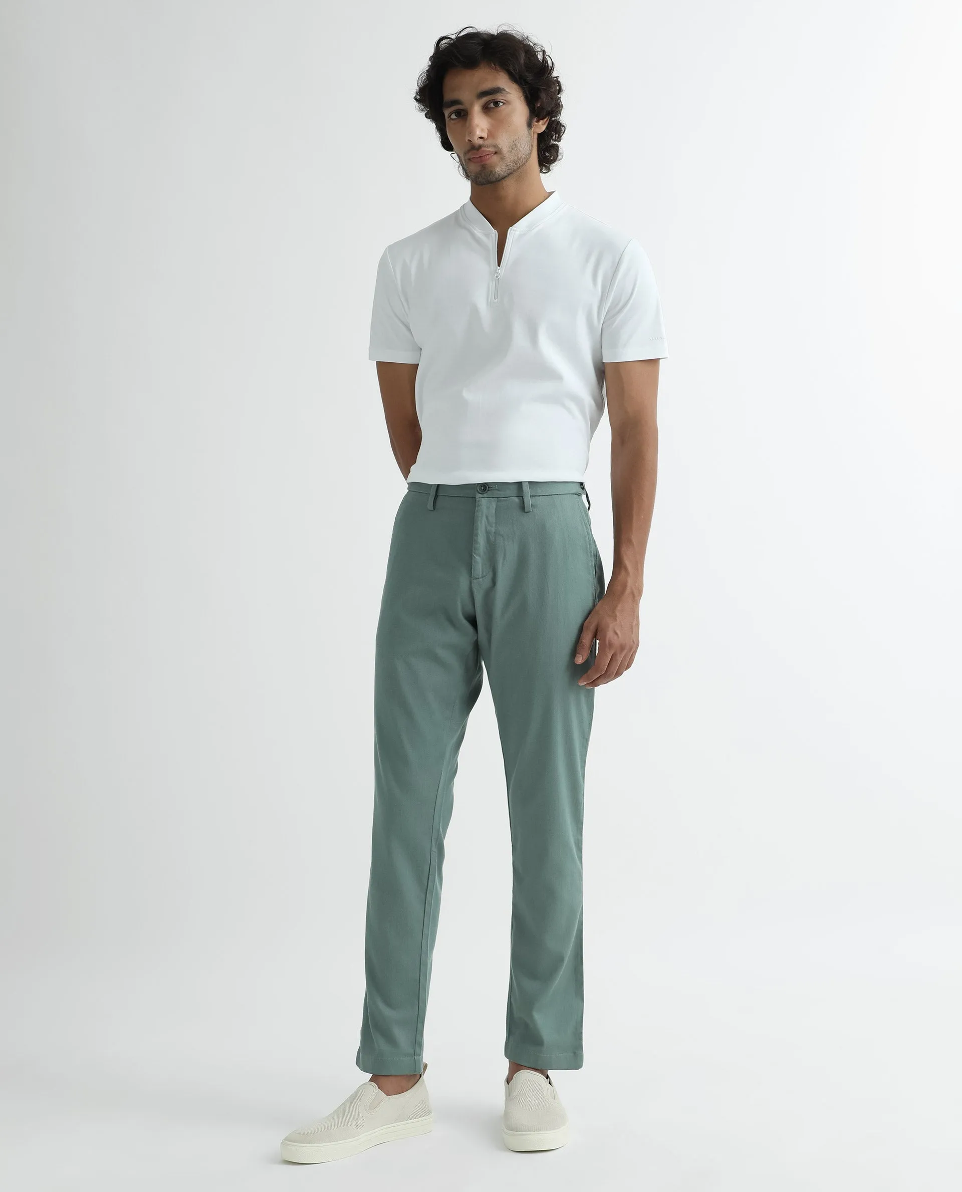 Rare Rabbit Men's Cellular Green Solid Mid-Rise Regular Fit Twill Trouser