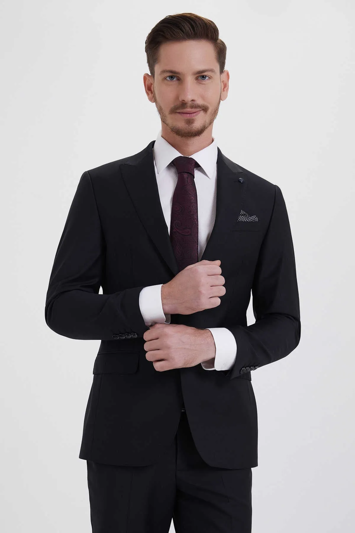 Slim Fit Black Peak Lapel Wool Blend Classic Suit