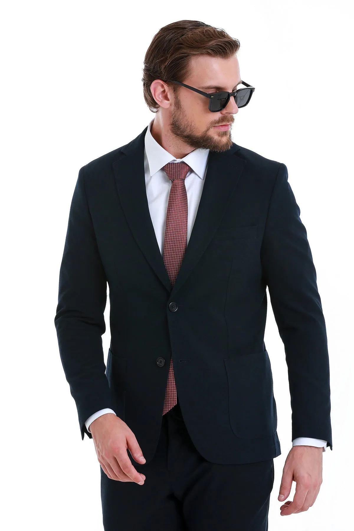 Slim Fit Notch Lapel Plain Navy Casual Suit