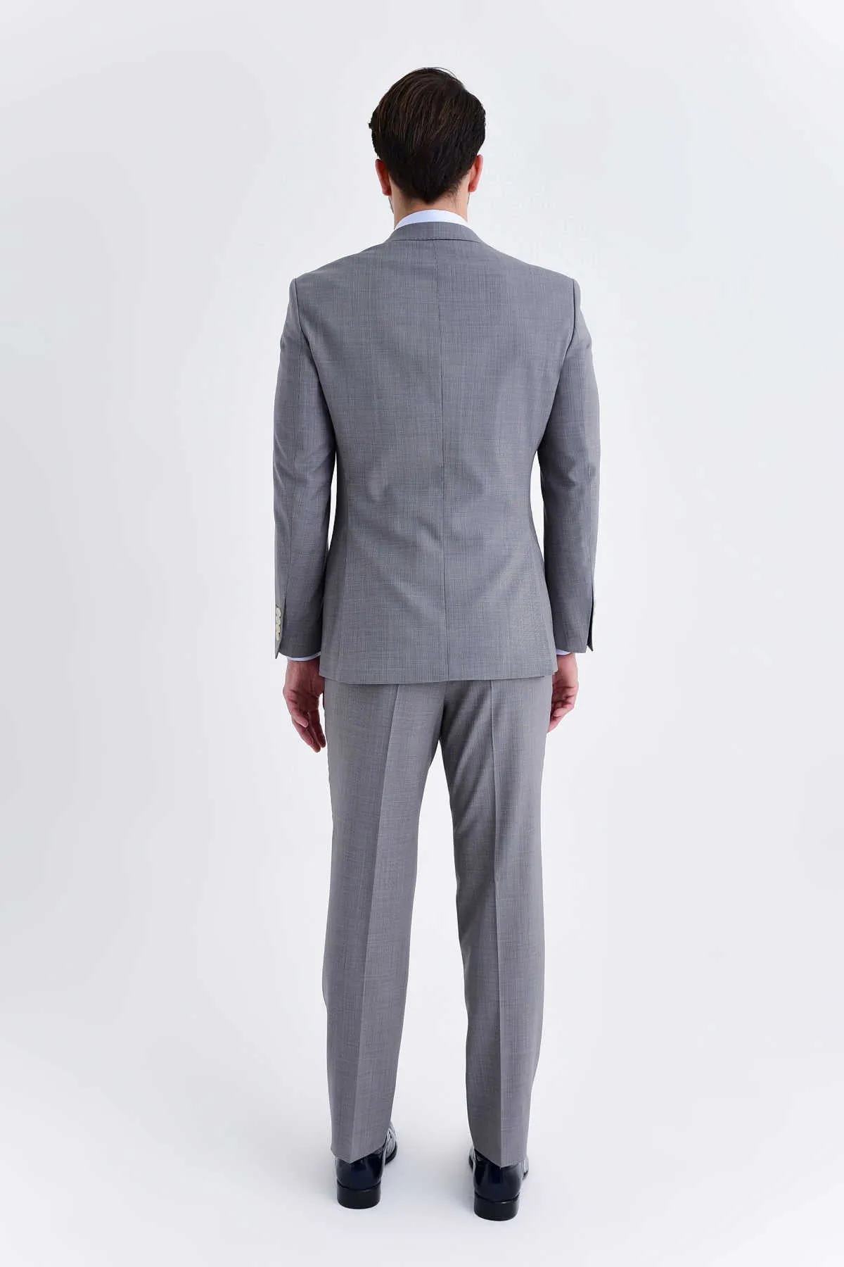 Slim Fit Peak Lapel Patterned Wool Blend Classic Suit with Vest, Gray D.