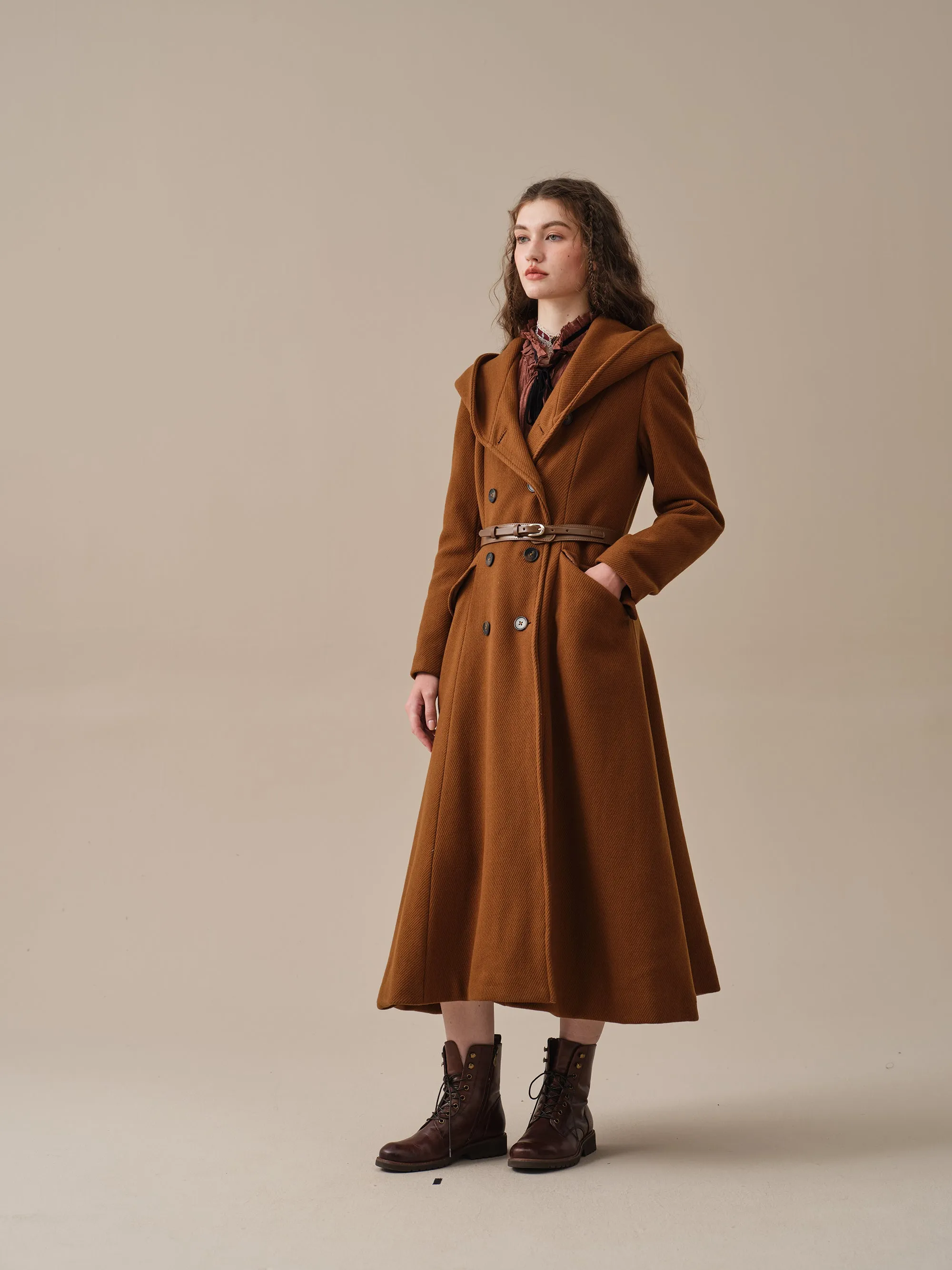 Trista 24 | 100% twill wool hooded coat